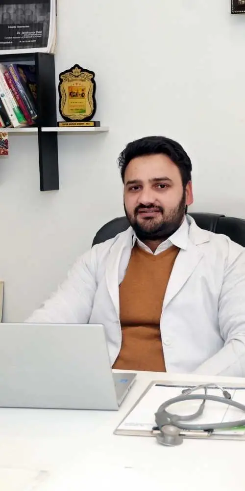 Dr. Amar Dagar Physiotherapist